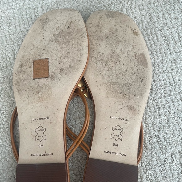 Tory Burch Patos - Picture 3 of 5